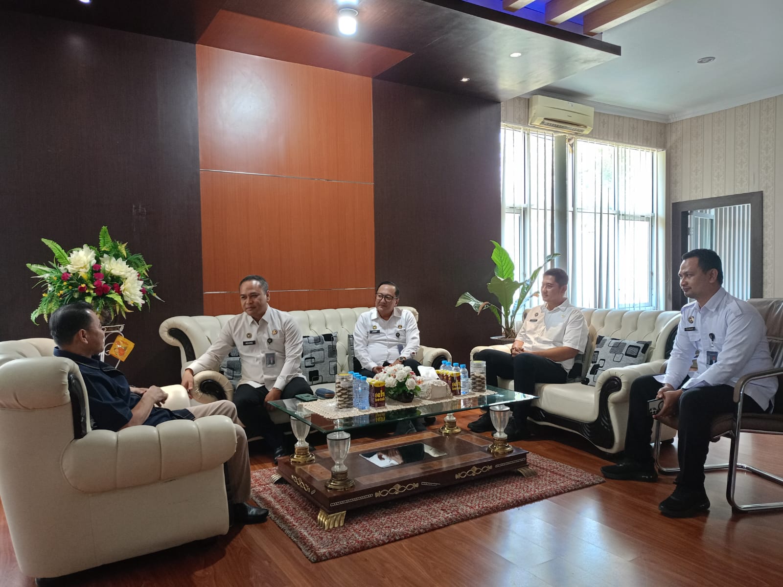 TIM TRANSISI OPERASIONAL KANTOR IMIGRASI KELAS III NON TPI POHUWATO MELAKSANAKAN KOORDINASI DENGAN KAKANWIL DJPB